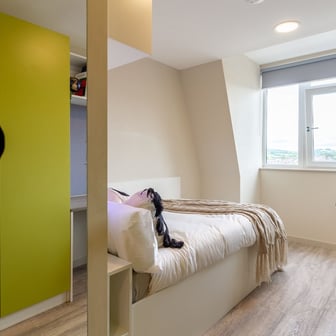 Bronze En Suite - Image 3